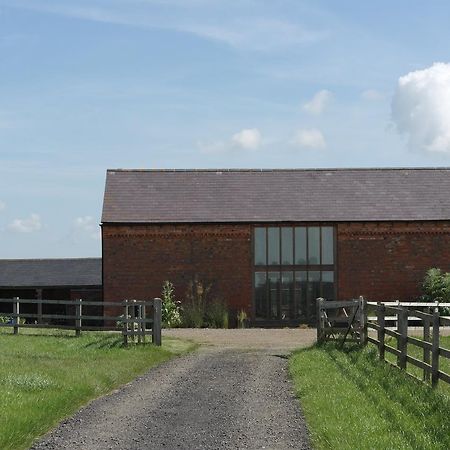 Handley Barn Silverstone Exterior photo